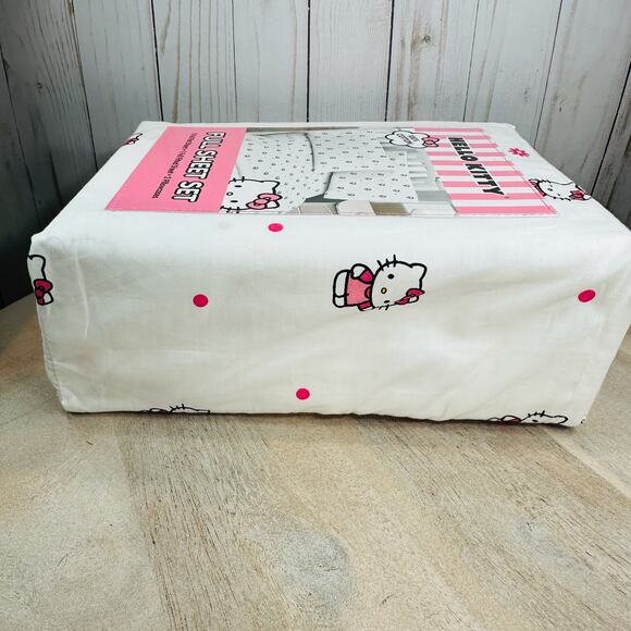 Hello Kitty 2024 100% Cotton 4 Piece Full Sheet Set NWT OEKO TEX Sanrio Pink - Picture 7 of 14